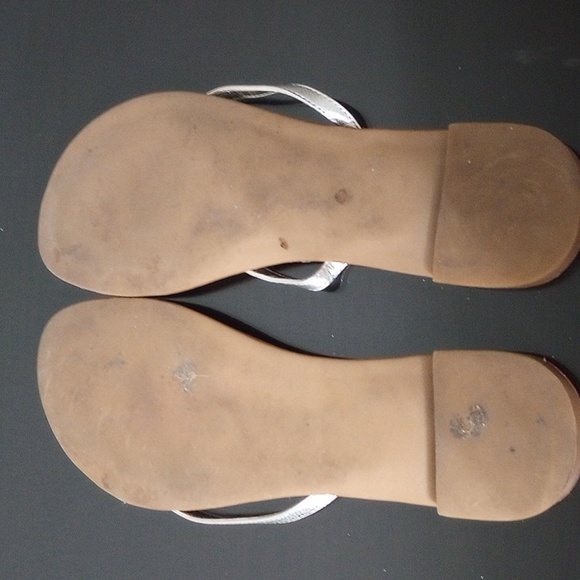 Nine West silver sandals - Picture 3 of 3